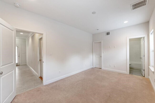Foto del edificio - 1525 Johnson St