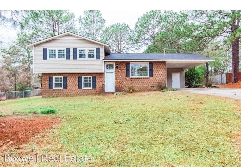 3324 7 Mountain Dr, Fayetteville, NC 28306 House for Rent in