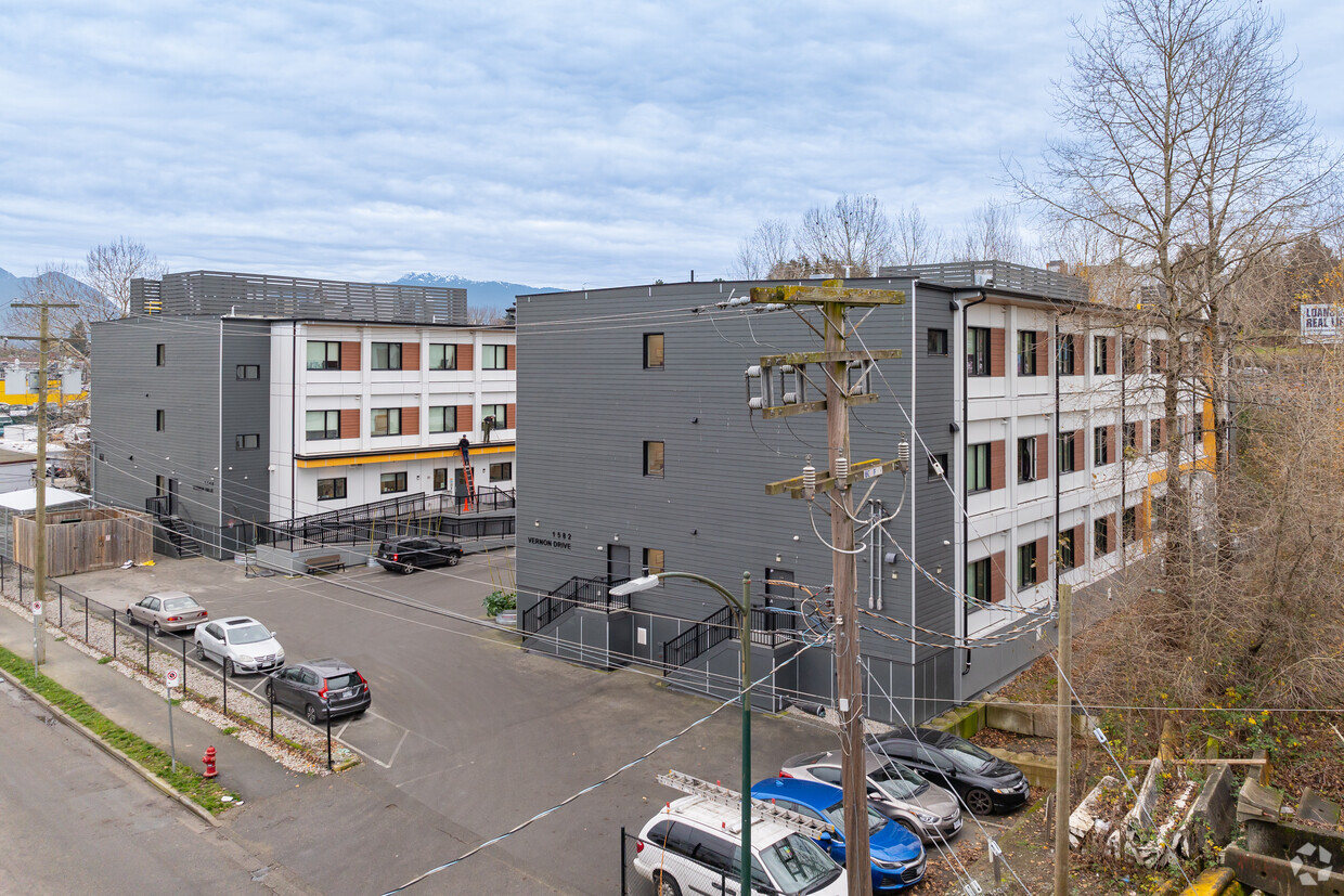 Building Photo - Álewem