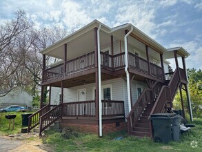 Building Photo - 218 E Salisbury St