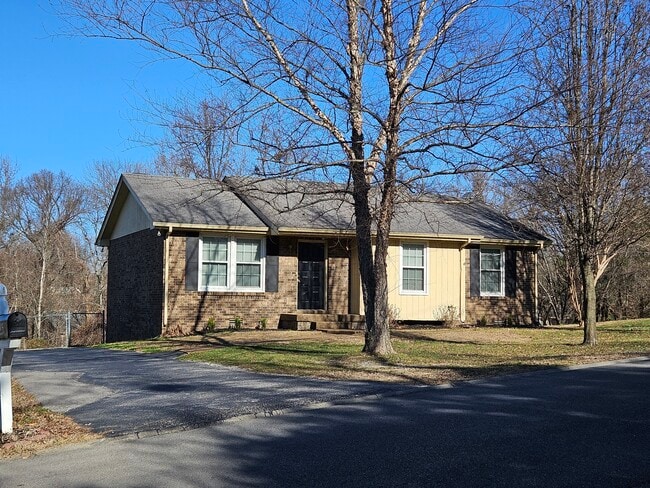 Building Photo - 504 Springmont Blvd