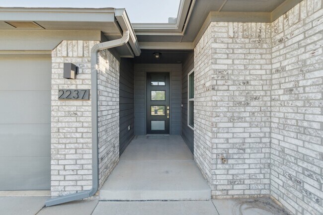 Foto del edificio - 2237 NW 179th St