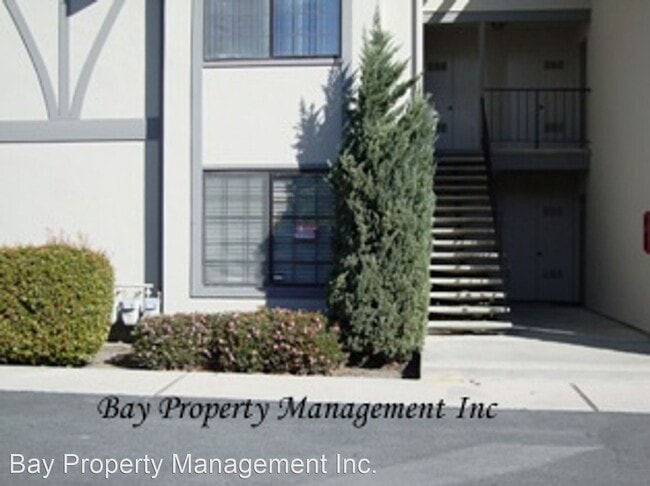 Foto del edificio - 1 br, 1 bath House - 1053 Riker St. #7