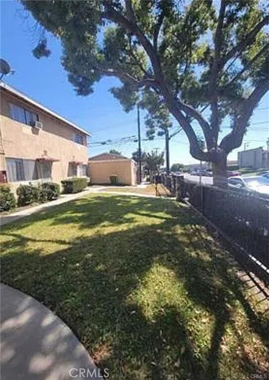 Foto del edificio - 4505 Canoga St