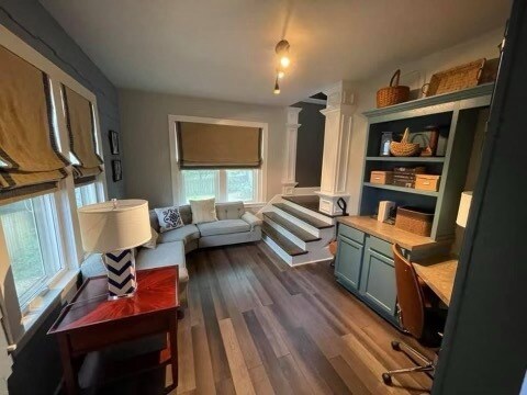 Foto del edificio - 517 W Thomas Ave