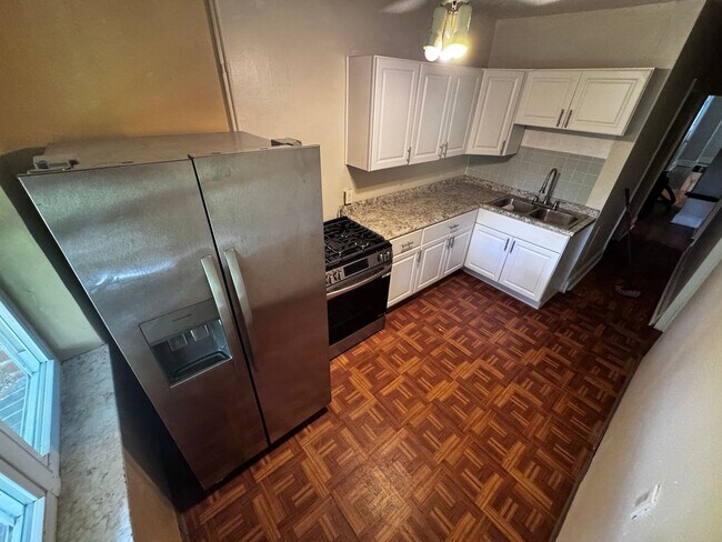 Foto del edificio - 5460 Broad St