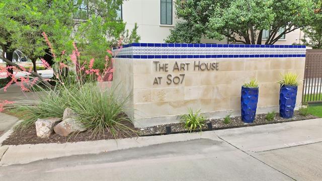 Building Photo - 2608 Museum Way