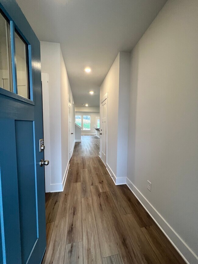Entrada - 1397 Maplesmith Way