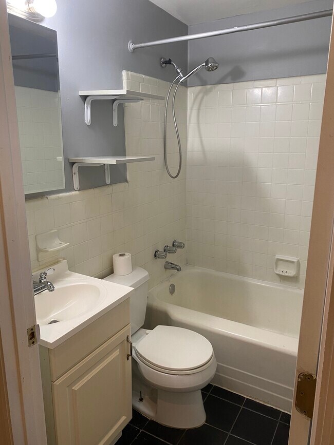 Foto del edificio - 2834 S 16th St