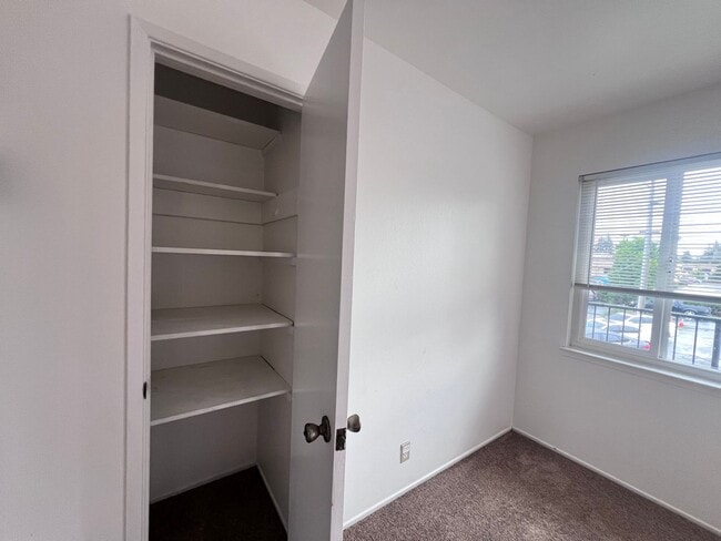 Foto del edificio - EBS T 1172-1176