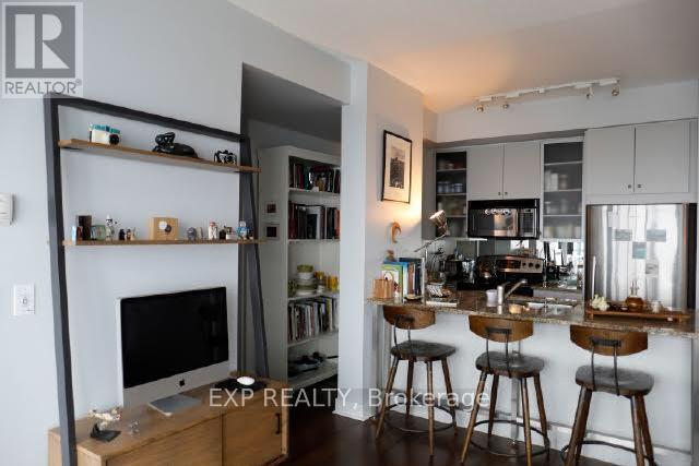 Photo principale - 438-1438 King St W