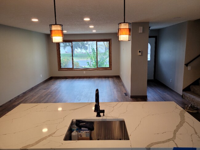 Foto del edificio - 1450 66th Ave NE