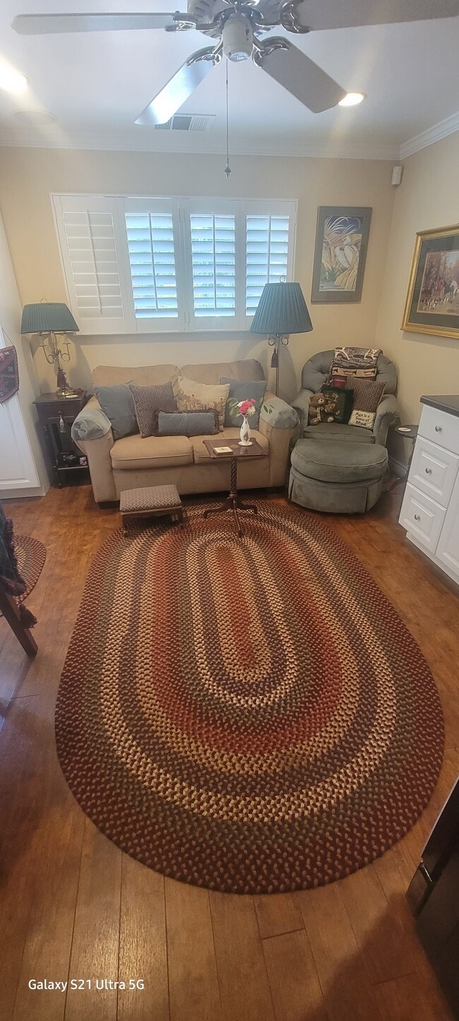 Living room - 2141 Westminster Dr