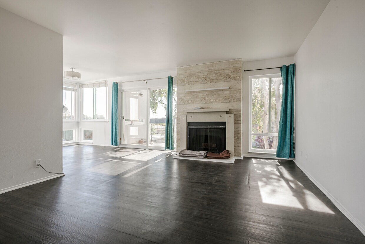 1041 Shell Blvd Unit 11, Foster City, CA 94404 Condo for Rent in