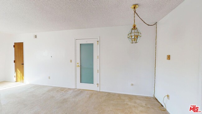 Building Photo - 8120 Redlands St