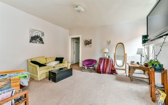 Foto del edificio - 3436 Ward St