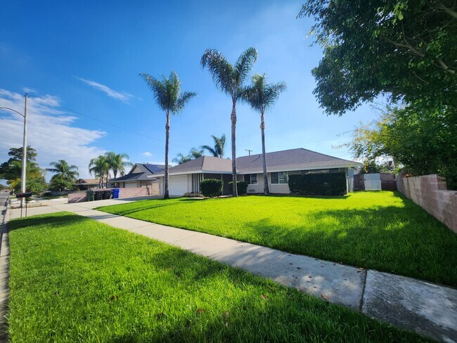 Foto del edificio - 251 E Heather St