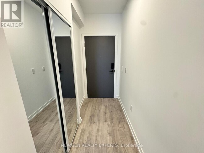 Building Photo - 9763 Markham Rd