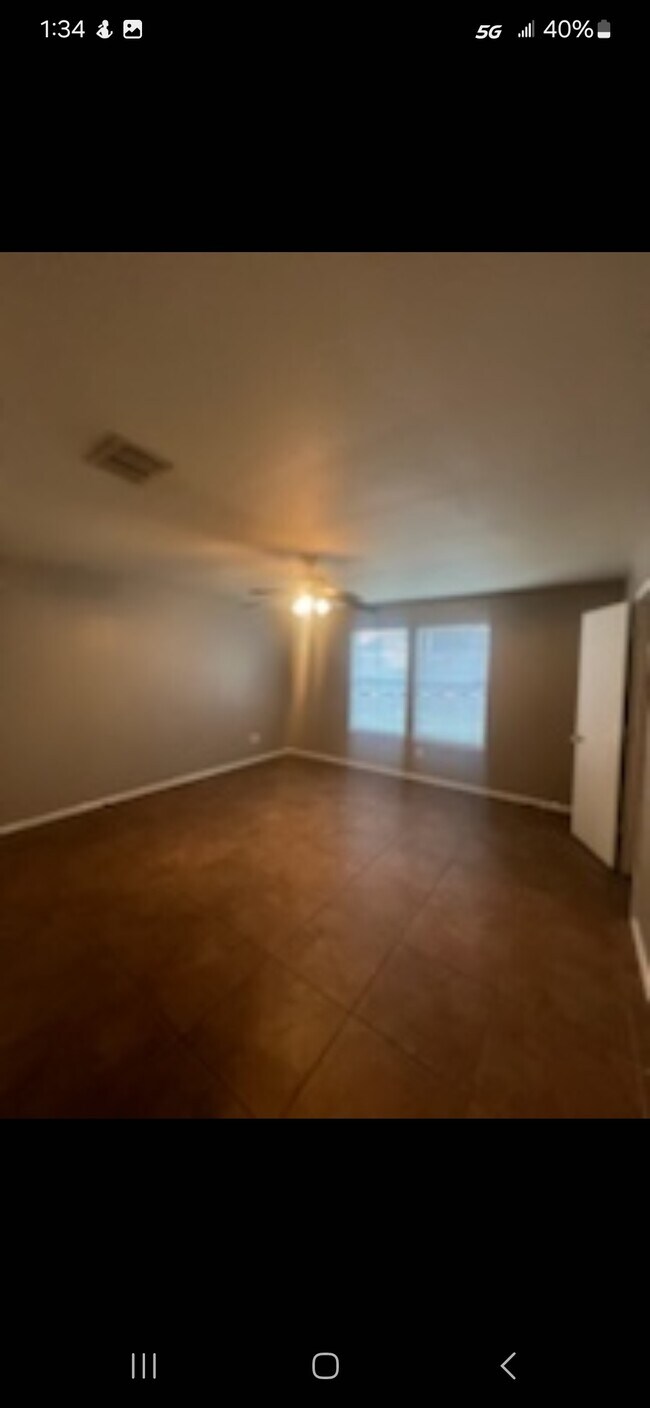 Foto del edificio - 4304 Silverwood Trail