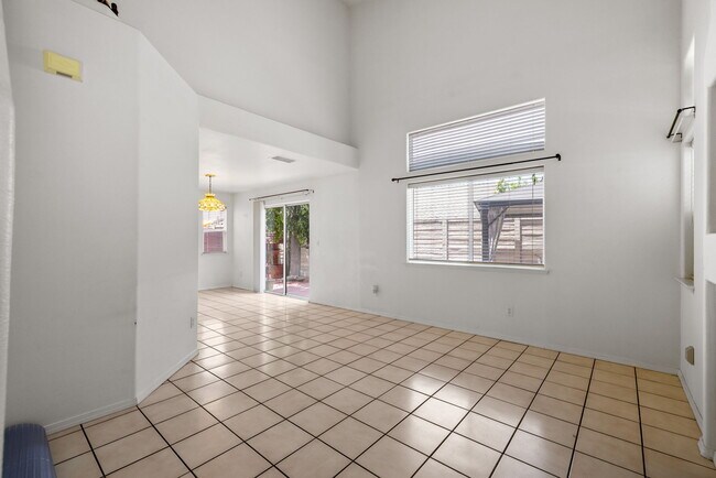 Foto del edificio - 1415 Stoney Creek Rd