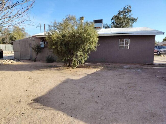 Foto del edificio - 218 W Navajo Rd