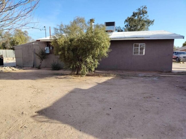 Photo - 218 W Navajo Rd House