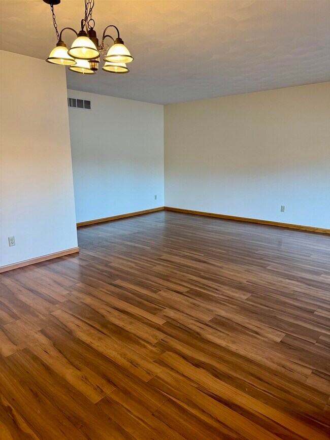 Foto del edificio - 2500 Grant St