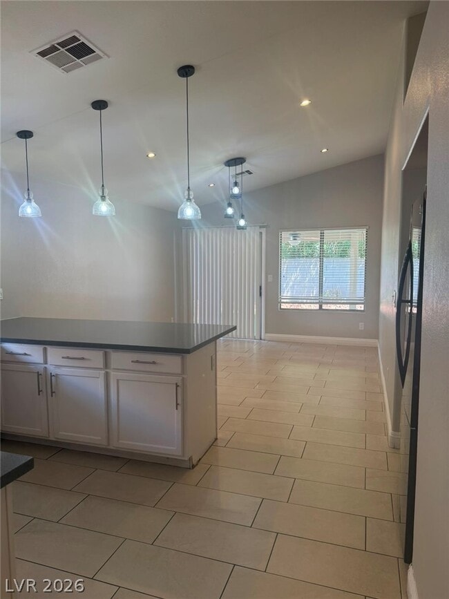 Building Photo - 9594 Bighorn Ranch Ave