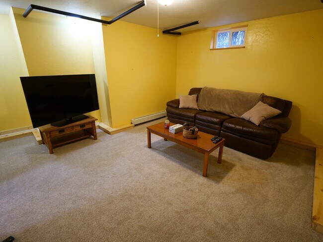 Foto del edificio - 819 12th Ave