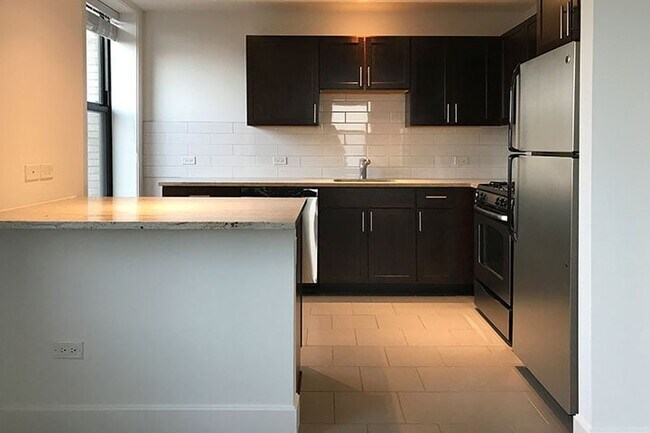 Interior Photo - Shoreland