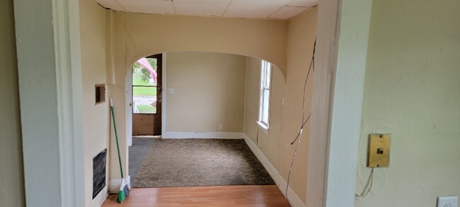 Foto del edificio - 2023 Robinwood Ave