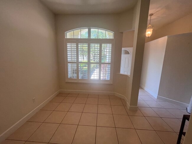 Building Photo - 1436 Carlow Cir