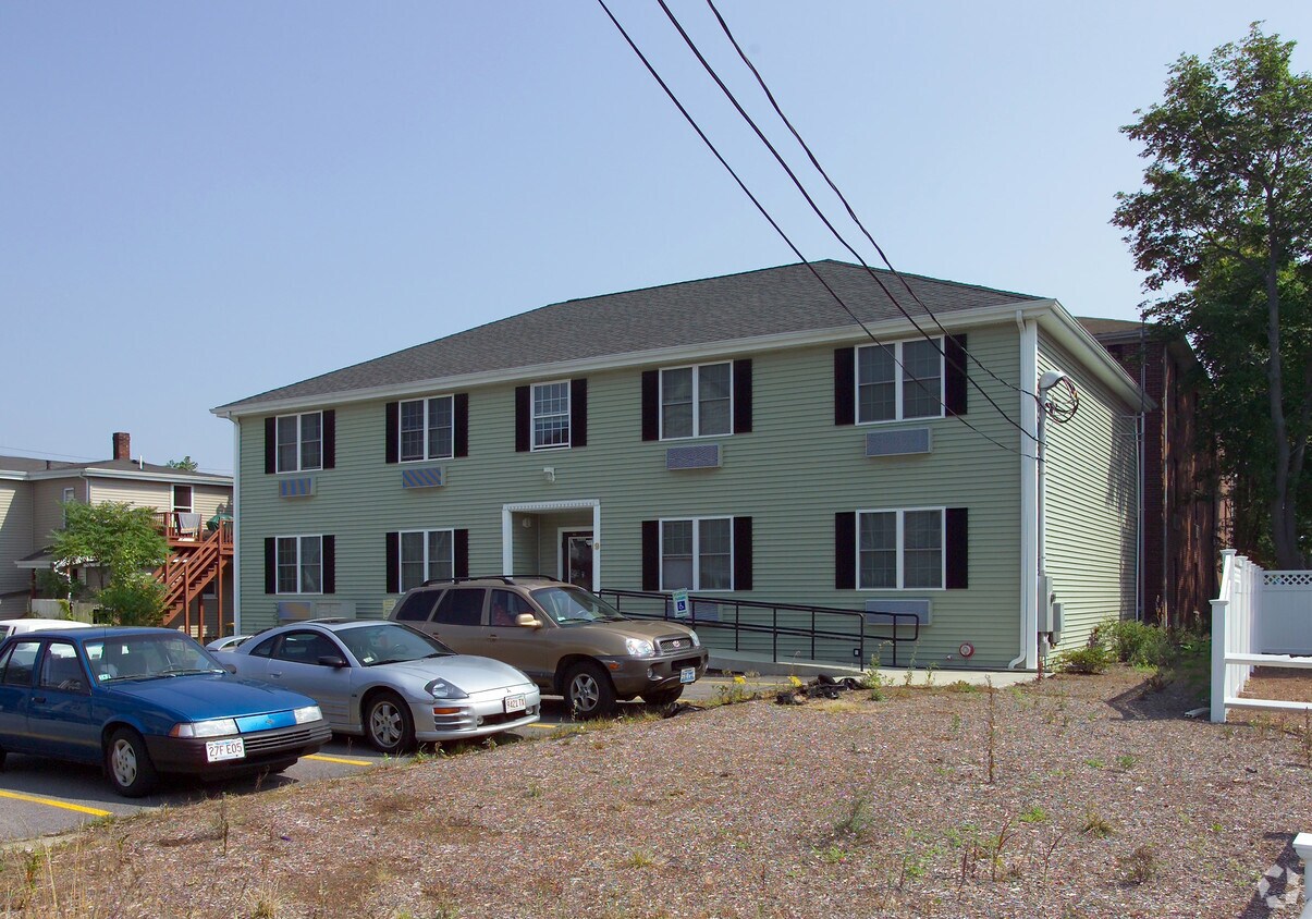 9 Pratt St, Mansfield, MA 02048 Apartments in Mansfield, MA