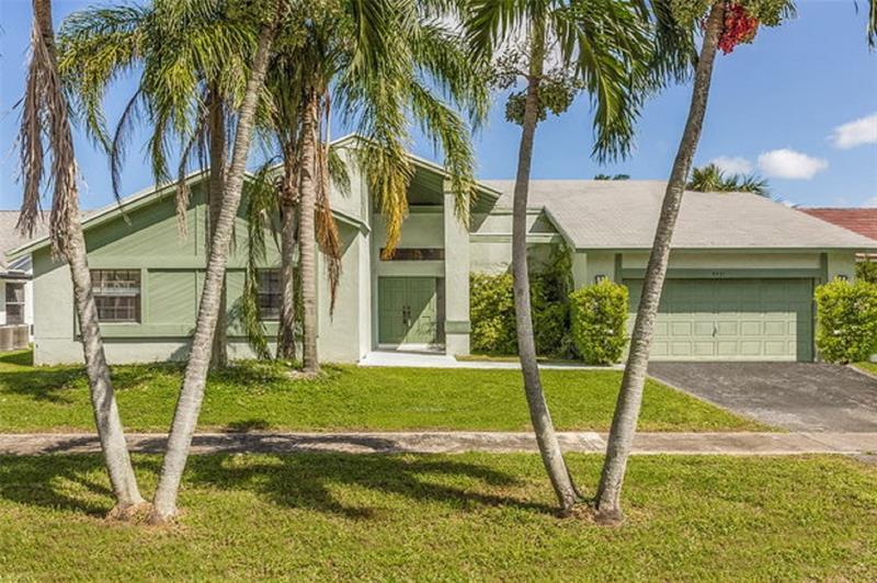 Primary Photo - 4430 NW 65th Ter