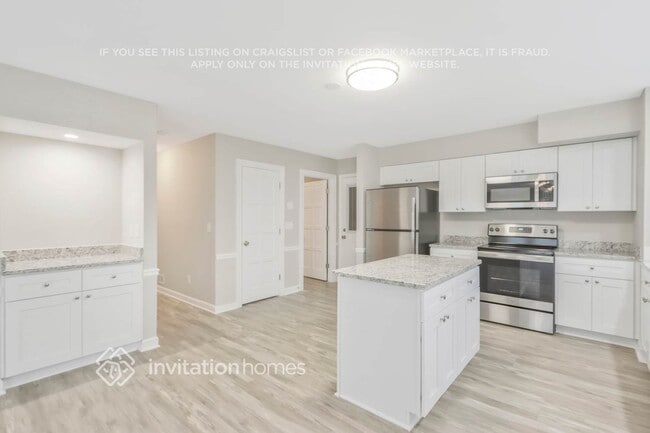 Building Photo - 651 Wohelo Ct