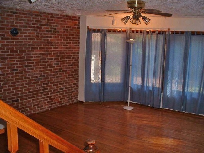Foto del edificio - Amazing 3 Bedroom on Acreage in Ariel!