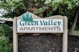 509 Green Valley Dr