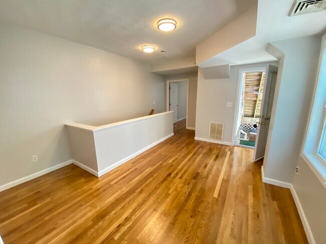 Foto del edificio - 31 Charnwood Rd