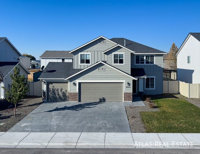 Building Photo - 19563 Calais Ave