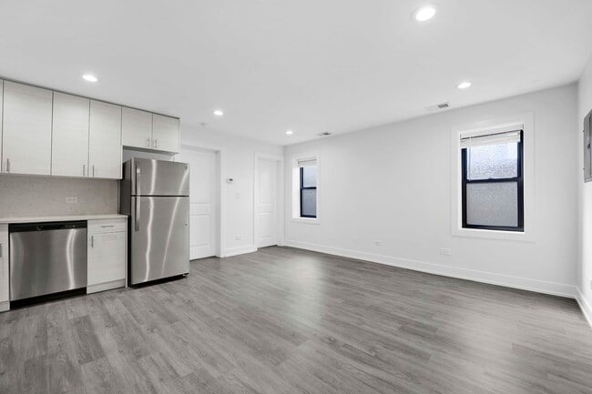 Foto del edificio - 3648 S Paulina St