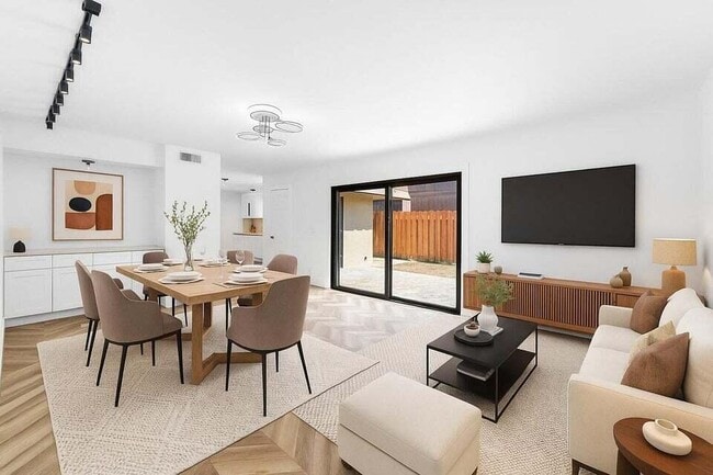 Foto del edificio - 3007 San Clara Dr