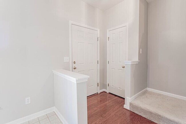 Building Photo - 5 Spring Crossing Cir