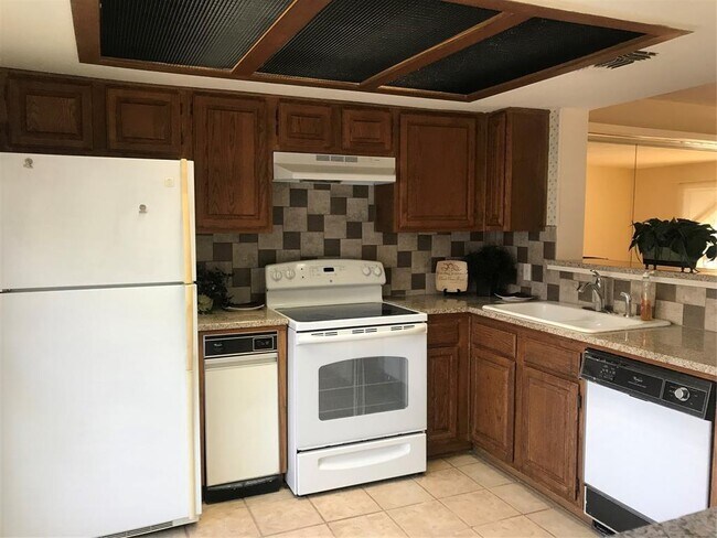 Foto del edificio - 4521 N O'Connor Rd