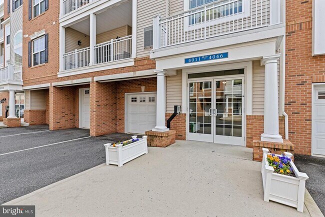 Foto del edificio - 4021 Derby Ct