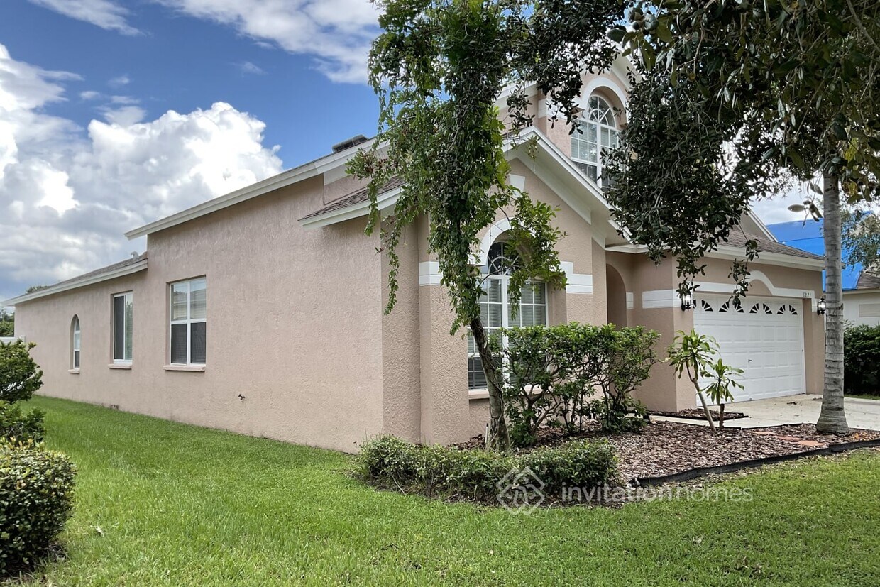 Foto del edificio - 6821 Guilford Bridge Dr