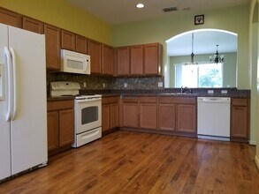 Building Photo - 3856 Enchantment Ln