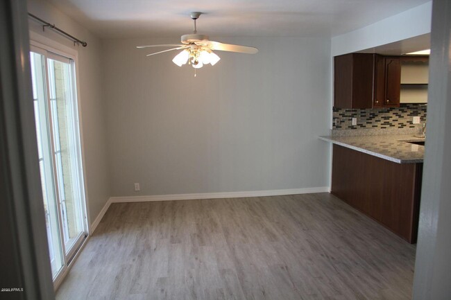 Building Photo - 641 N Lesueur Cir
