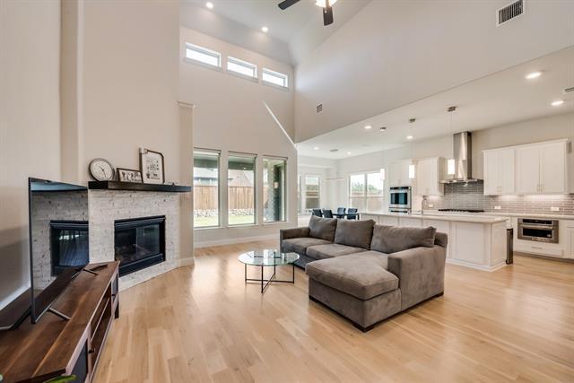 Building Photo - 8283 Vitex Ave