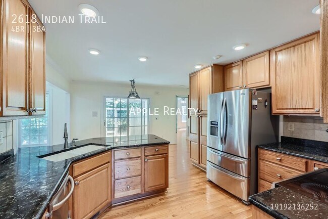 Foto del edificio - 2618 Indian Trail