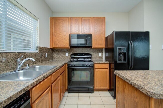 Foto del edificio - 21842 Mossy Field Ln